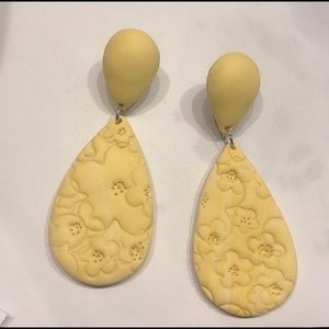 The Pastel Floral  by Trixie